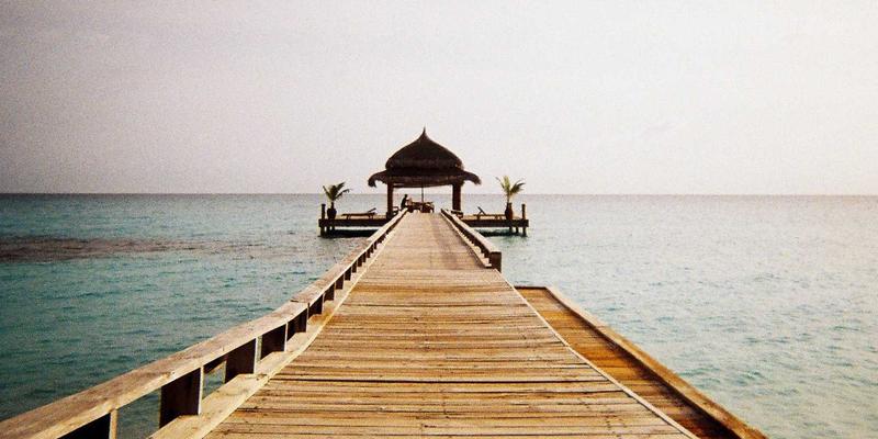 精密制造新突破：汕头金达如何以特种薄膜设备引领产业升级