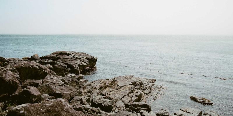 精密掌控，效率飞跃：汕头金达薄膜分切收卷机的高精度与高效率解决方案