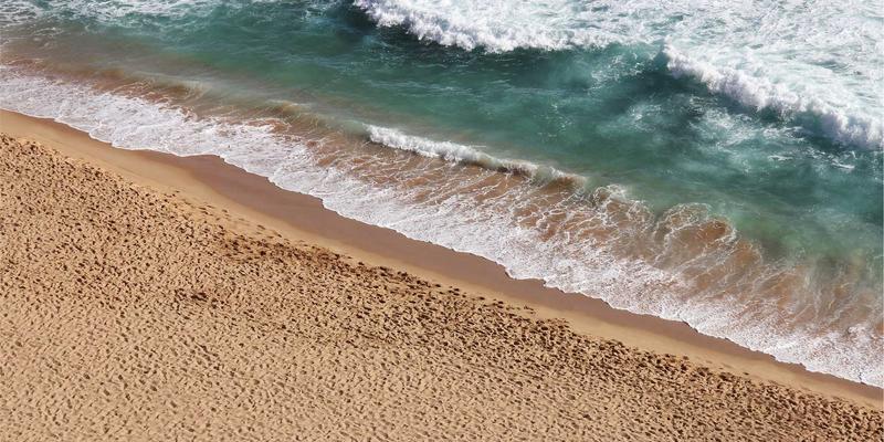 薄膜生产均匀性革命:揭秘汕头金达高精度在线测厚系统如何重塑制造标准